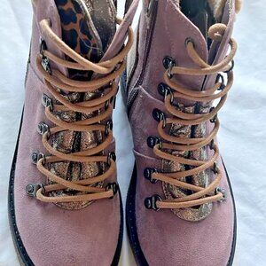 NWT Steve‎ Madden lavender girls winter boots Girls size 4 Comfortable, stylish